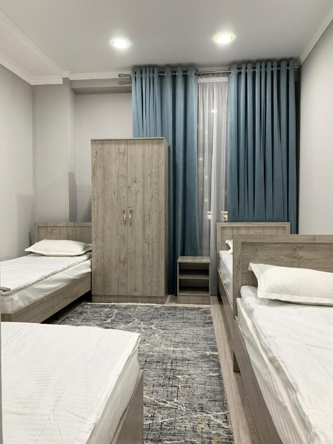 Magistral Hostel บิชเคก ภายนอก รูปภาพ