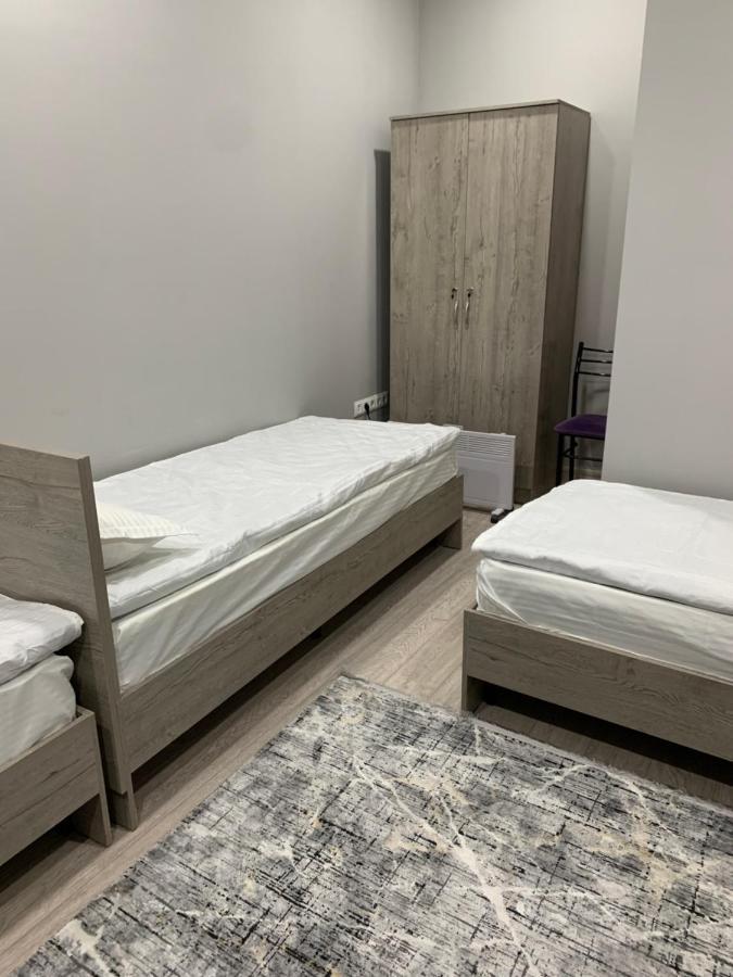 Magistral Hostel บิชเคก ภายนอก รูปภาพ